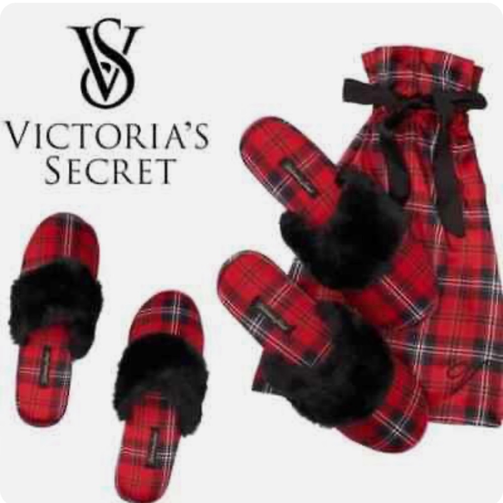 New Victoria’s Secret Signature Satin Slippers